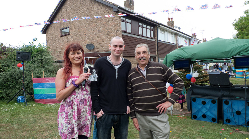 DGPX290411-021 
 Keywords: DGPX290411, Edmond Carr, Poets Estate, Royal Wedding, Street Party