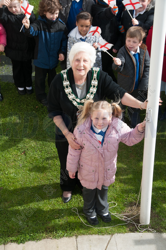 DGPX120423-012 
 Keywords: Commercial Photography, DGPX120423, Hennie J Welman, IHW, King Georges Playing Field, Media Event Photography, St George's Day 2012, Wellman Photography, ian H Ward